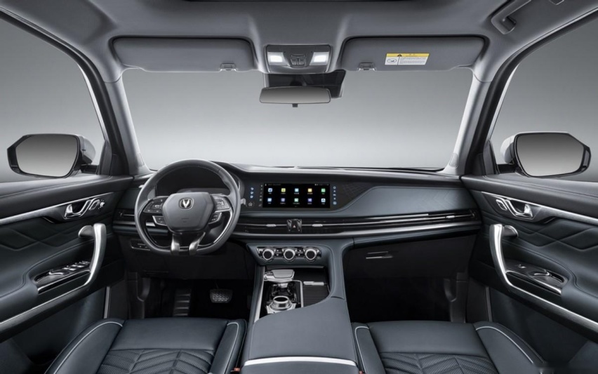 长安CS95 PLUS正式上市，七座布局中大型SUV，17.59万起售