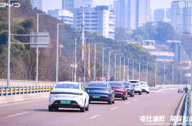 比亚迪海洋网荣耀版新车重庆上市品鉴会：开启电比油低的新时代