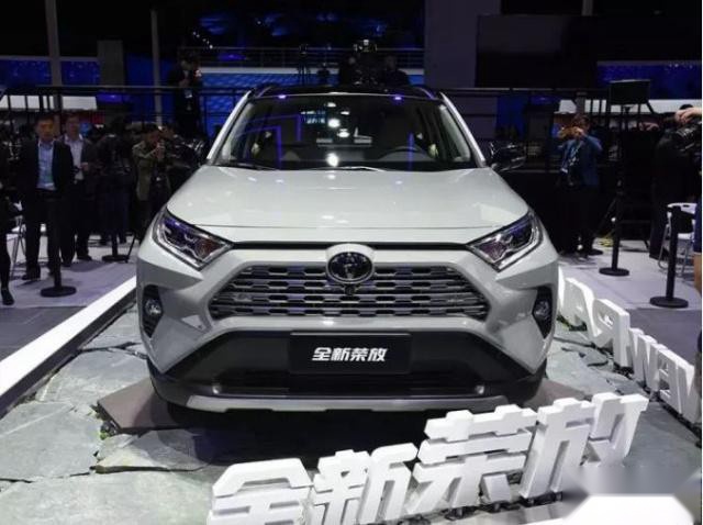 紧凑型SUV众多，全新丰田荣放RAV4靠什么脱颖而出？