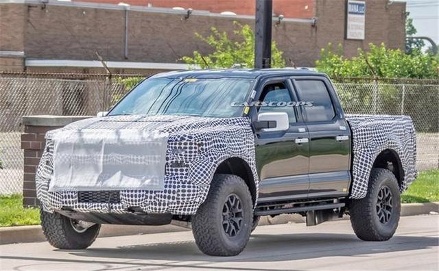 采用全新悬挂 2021款福特F-150猛禽路试谍照曝光