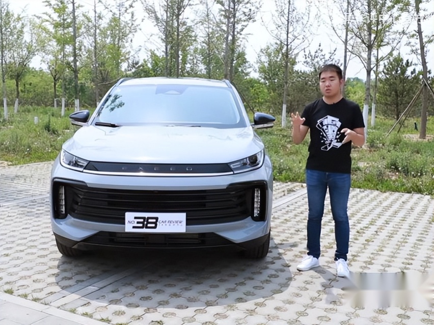 星途凌云S,为何能够引发38号车评和叶问两位大V的互掐?