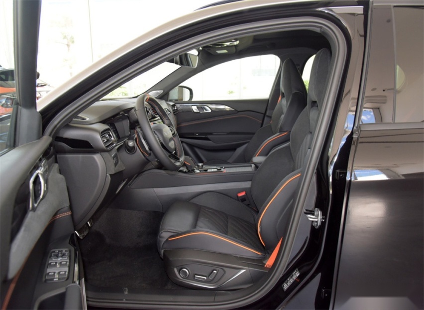 浅析领克02Hatchback：高尔夫GTI都没它这么香