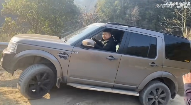 挑战成佛坡一把过！这5款SUV很牛气，最后一款是国产车