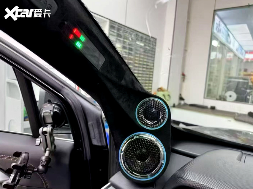 无锡汽车音响改装A柱三分频喇叭带灯光倒膜工艺案例推荐