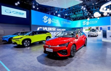 广州车展 | 就是要“YOUNG” 广汽埃安全新SUV Ai