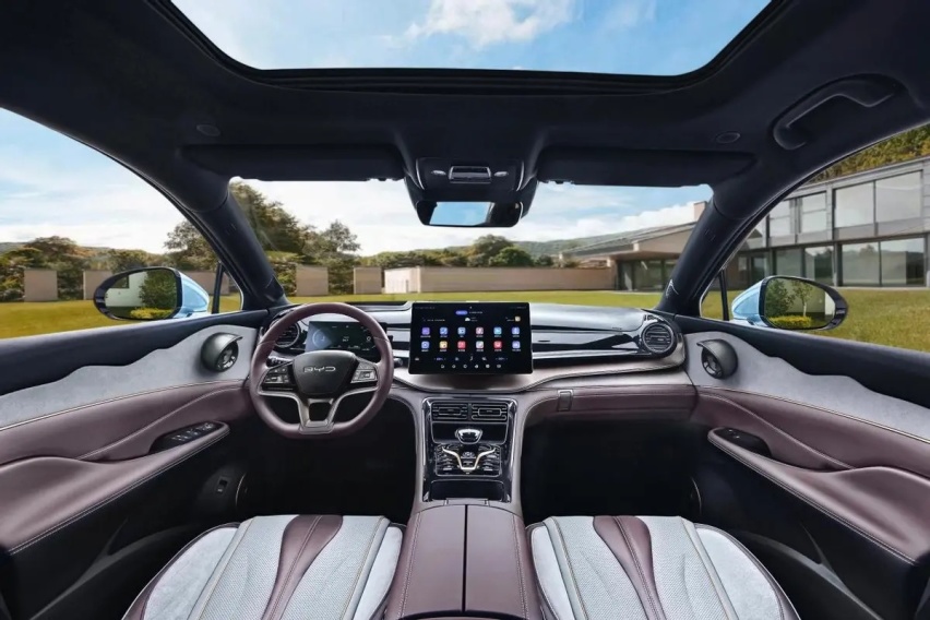 25万元左右的大五座SUV，选择护卫舰07还是冠道1.5T呢？