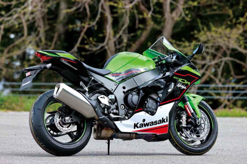 川崎公升级旗舰跑车摩托，ZX-10R四缸203马力，外观升级大
