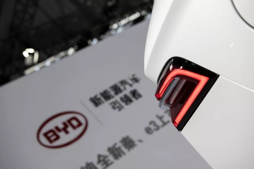 补贴退坡、盈利焦虑，比亚迪另谋“吸金池”