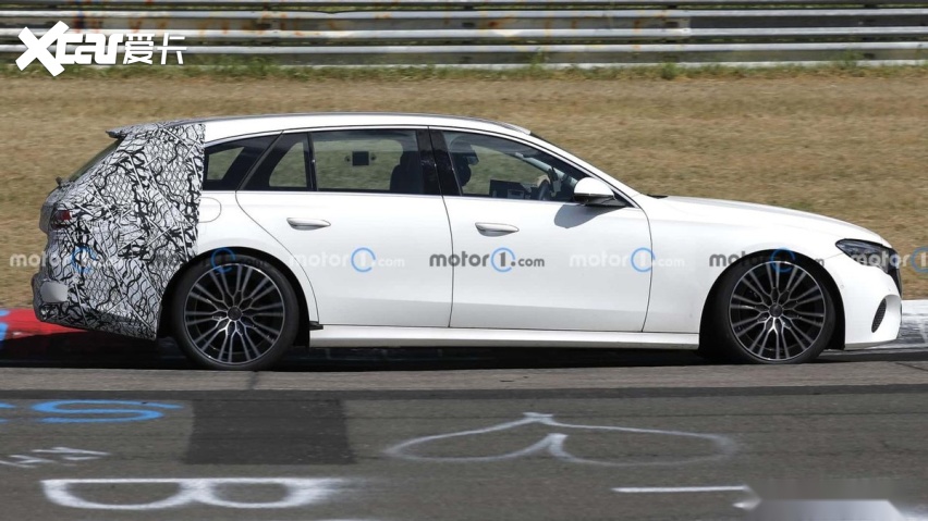 "瓦罐版"奔驰e级曝光,车头大改侧面很美,动力或配6缸轻混