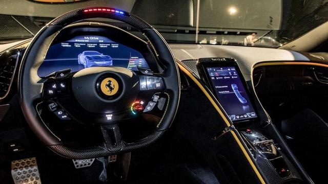 最亲民法拉利跑车来了,网友:车钥匙像极了我的打火机
