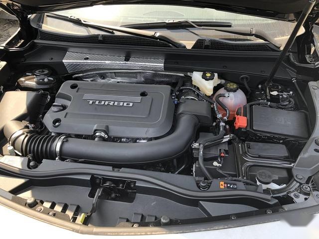 凯迪拉克XT4跌破22万大关，不油腻，别再说买BBA了！