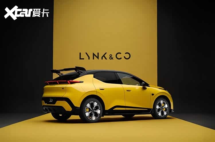 十年向新，领克丰富产品矩阵亮相成都车展