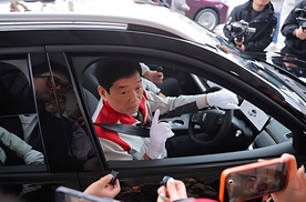 谁在纵容汽车业的“参数泡沫”？魏建军的真话，不该成为行业孤勇