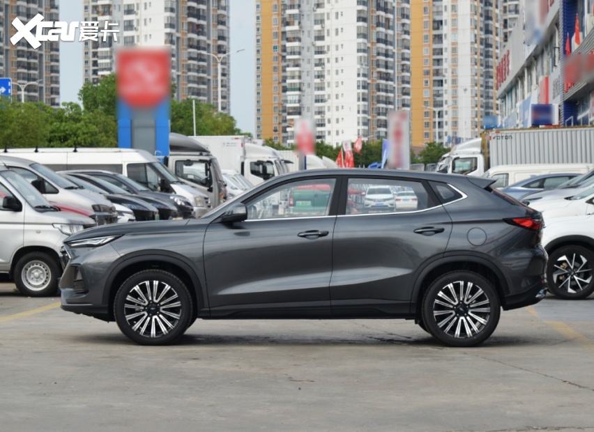 10万买一台家用suv,五菱星辰,吉利博越,长安欧尚x5选谁合适?
