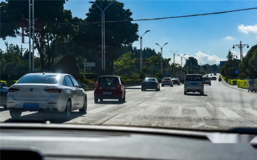 一台国产SUV，我开出4.4L/100km的油耗，秘诀在这里
