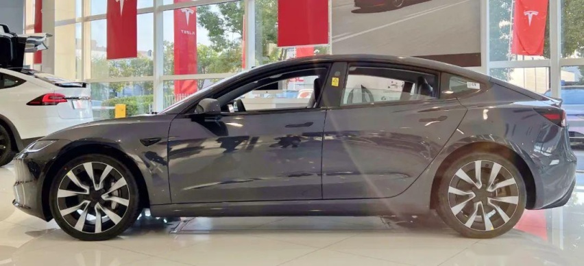 特斯拉Model 3焕新版，现在值得买吗？