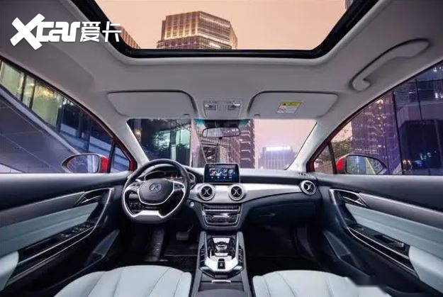 BEIJING汽车-北汽新能源EU5同时斩获销量与口碑