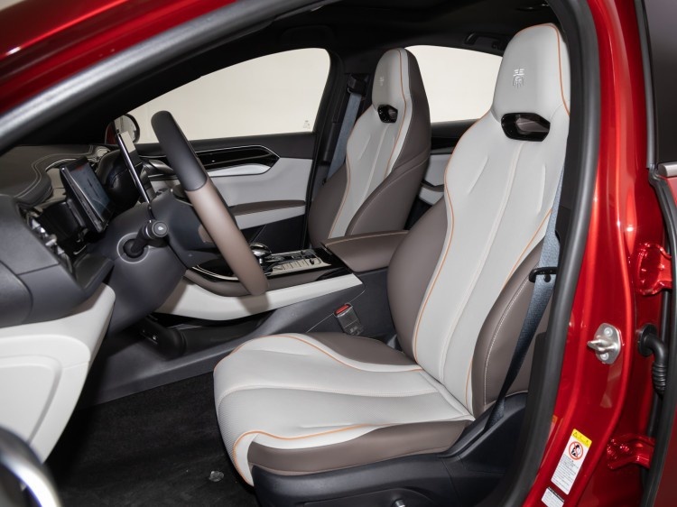 纯电A轿冠军大提升，秦PLUS EV 2023冠军版12.98万起