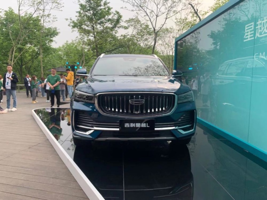 合资SUV的终结者？“超大杯”的吉利星越L正式亮相