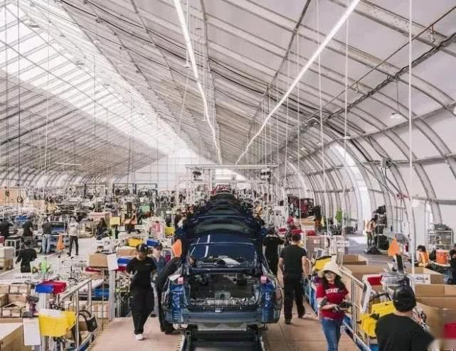 特斯拉Model3被捧上天，比亚迪汉、小鹏P7还有机会吗？