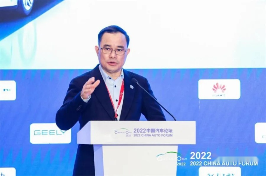 中国汽车论坛上的“吐槽大会”：折磨车企的不是市场，而是产业链
