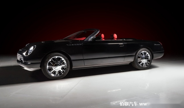 1999款福特雷鸟原型车.png