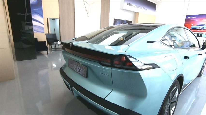 补贴4.2万，百公里电耗8.25元，深蓝SL03能否成为Model 3