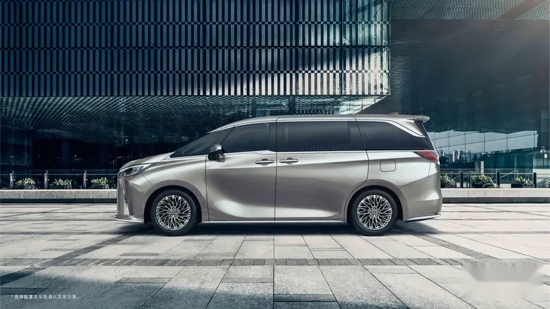 LEXUS雷克萨斯旗舰级豪华MPV全新一代LM正式上市