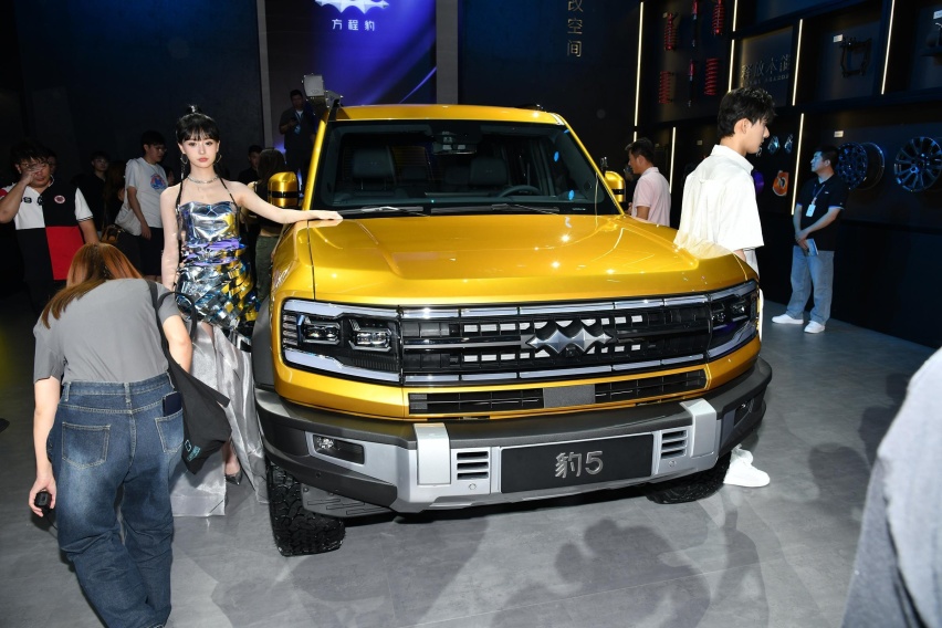 4.8秒破百，油耗1.81L，28.98万起，方程豹豹5能一炮而红吗？