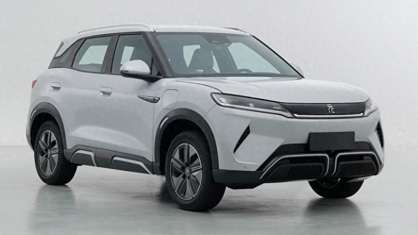 一度电能跑10公里，比亚迪元UP可能是10万内最省电的SUV？