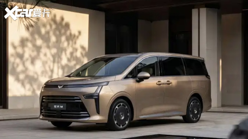 五菱星光M官图，又一便宜大碗MPV，还有大饼轮毂