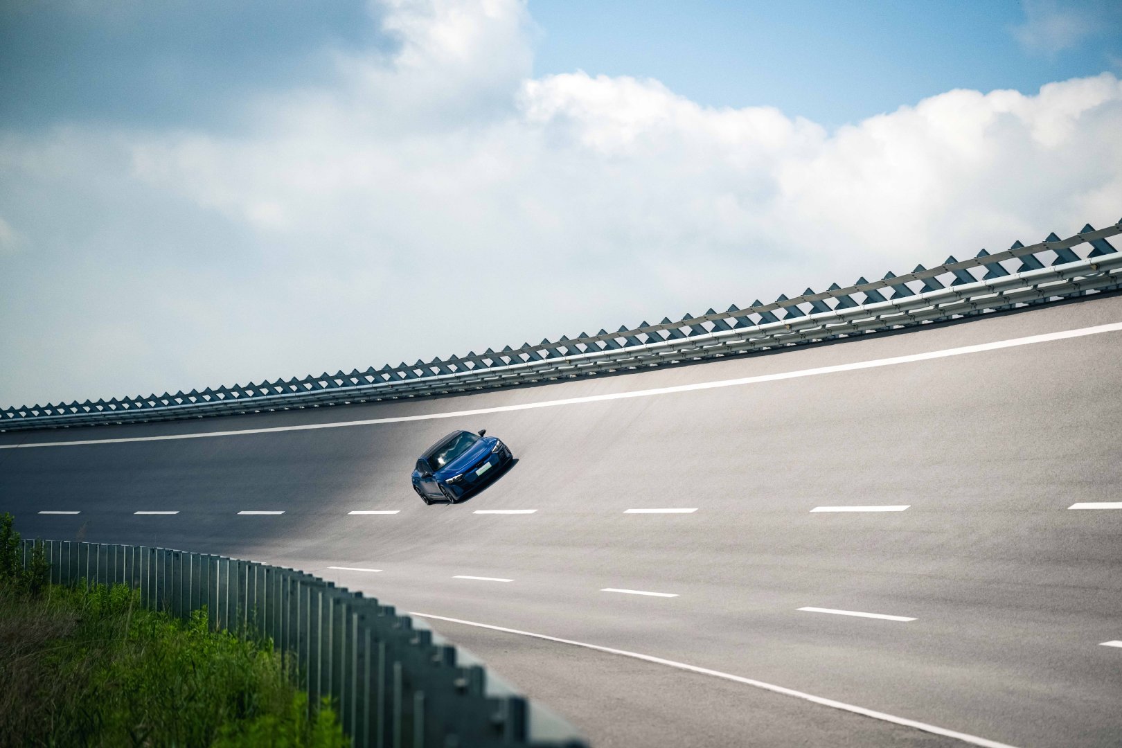 奧迪RS e-tron GT:性能標桿的意義,要從持續穩定的高功率輸出 奧迪RS e-tron GT:性能標桿的意義,要從持續穩定的高功率輸出