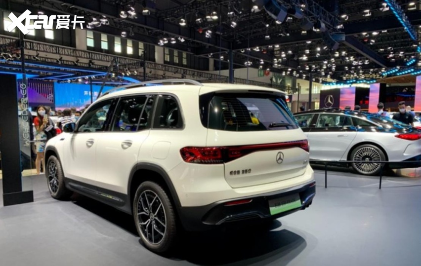 成都车展实拍北京奔驰国产eqb纯电续航里程超500km