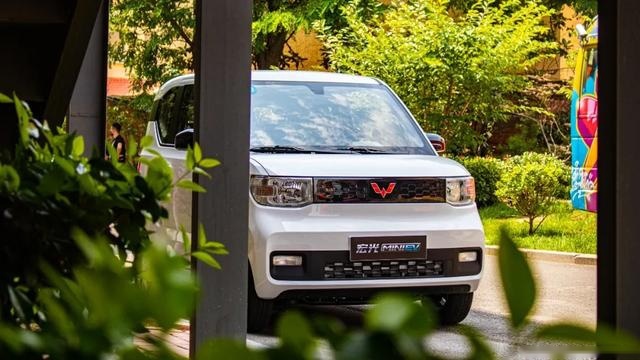 2.98万元起的国产Kcar五菱宏光MINI EV，i了i了