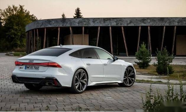 专为年轻人打造，“最美性能车”全新奥迪RS7 Sportback颜值、