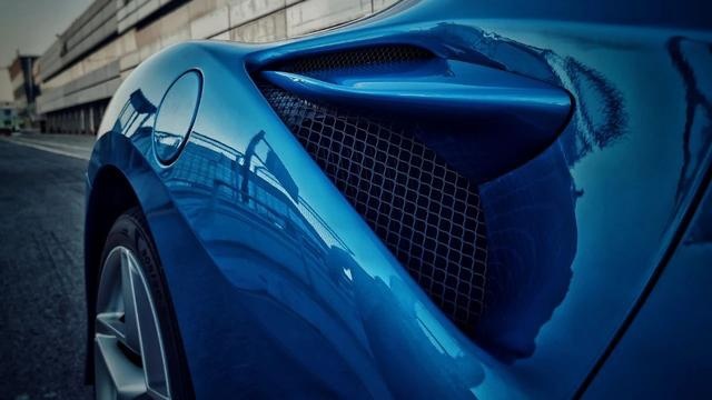 赛道试驾全新法拉利F8 Tributo