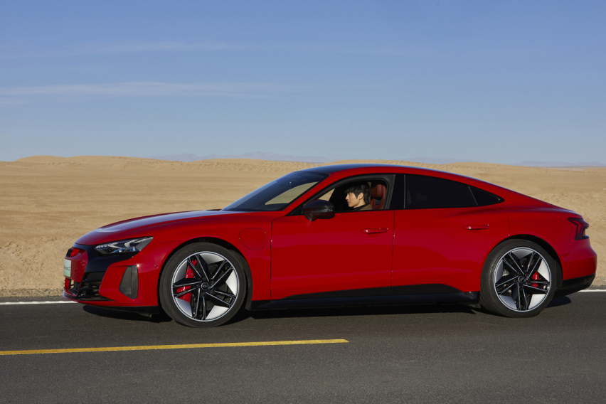 奥迪RS e-tron GT正式上市 指导价146.88万元