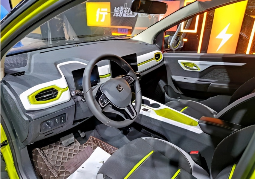 3万元何必盯着五菱宏光MINI？这两款车颜值高、跑300公里