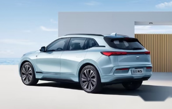 同为中大型纯电SUV，别克E4和别克E5如何选？