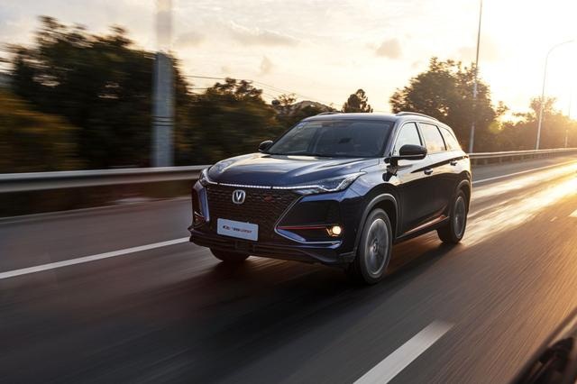 科技圈粉长安CS75 PLUS 荣膺2019年新车“销量王”