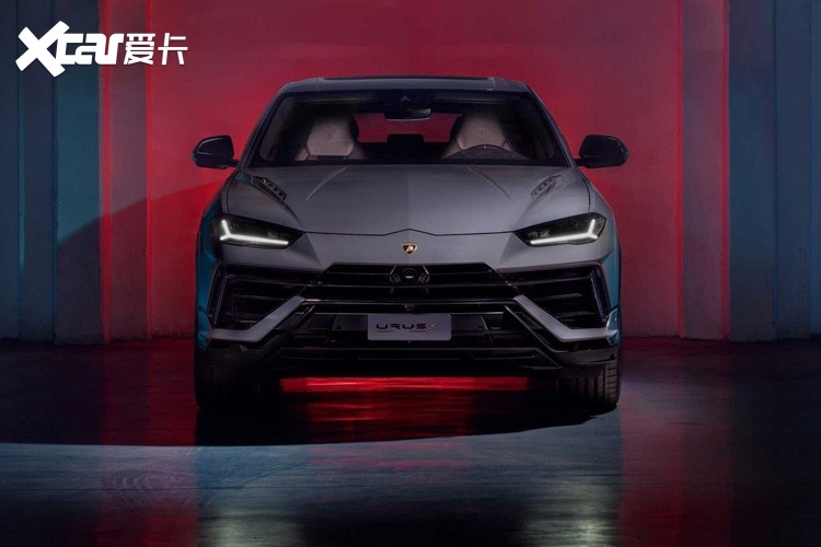 依旧SUV天花板，中期改款兰博基尼Urus有多“凶”？