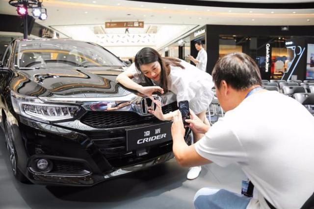 汽车品牌怎样和90后消费者互动？这场挑战赛“抖”出了答案