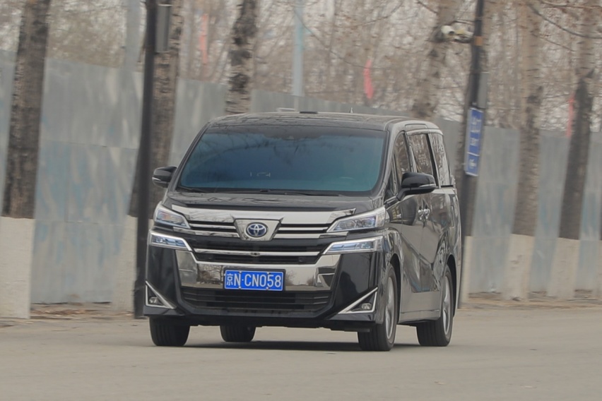 “百万”MPV贵有贵的道理？试驾丰田威尔法