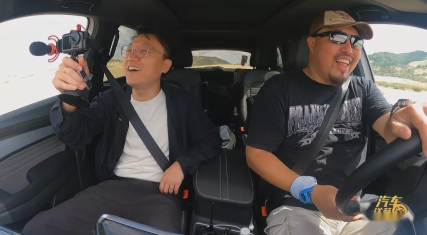 开一台2.0T超大号6座SUV，还敢去越野？