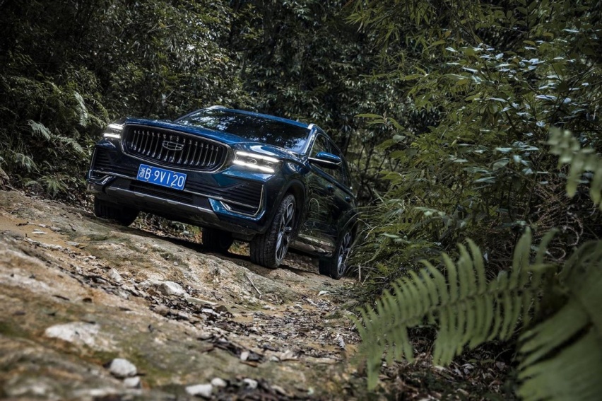 轱辘试驾｜挑战路虎同款越野场地！星越L是20万内最好玩的SUV？