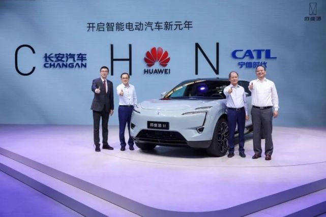 2023洗牌加速，变局之下新能源车市谁能笑到最后