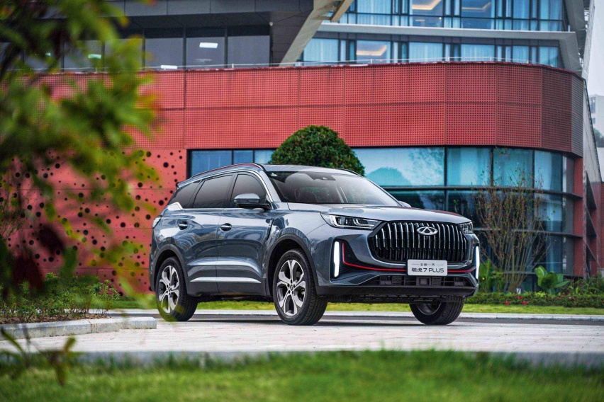 这才是年轻人的SUV，9.99万起，配置不输豪华车，关键安全又性能