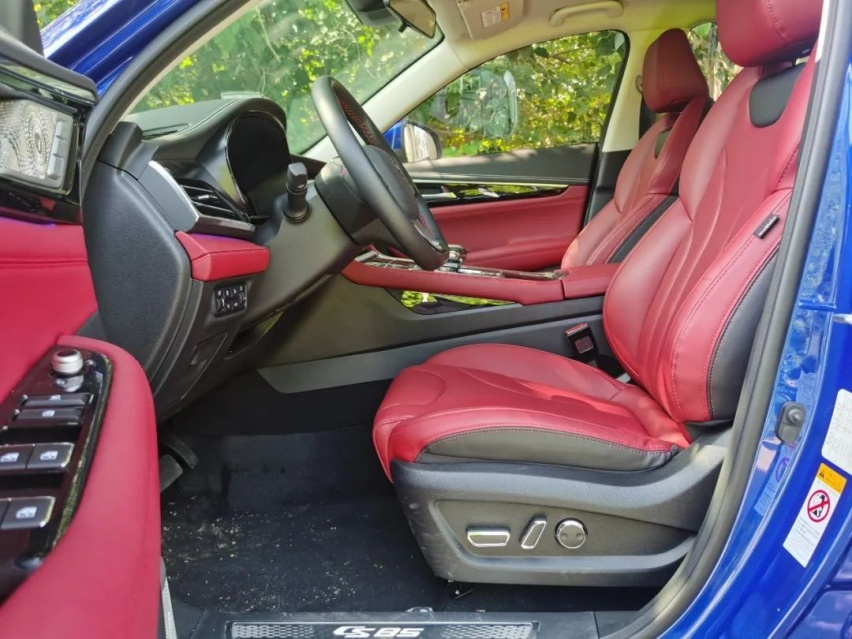 青春就要彰显个性！实拍体验长安CS85 COUPE
