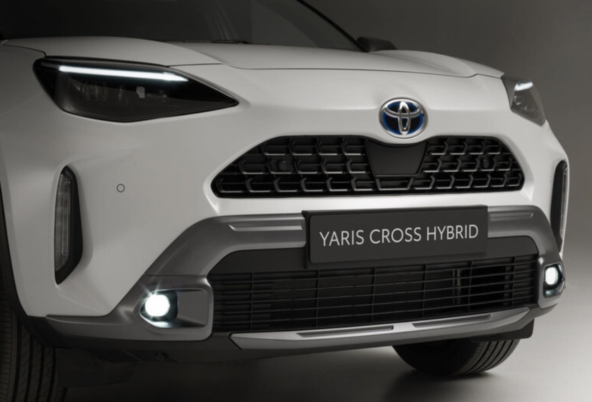 9月正式开卖 丰田发布新配置车型YARiS Cross Ad