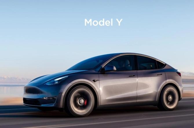 特斯拉Model Y.jpg